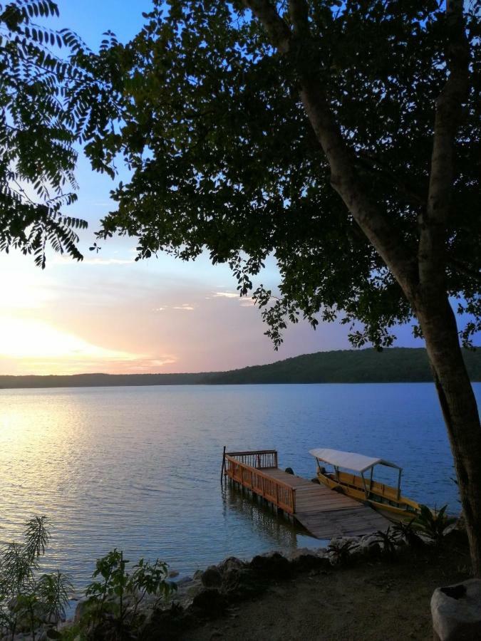 Ecolodge El Sombrero Laguna Yaxha Eksteriør billede